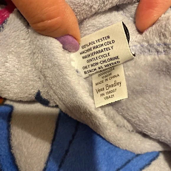 Brand New Vera Bradley Throw Blanket - Picture 5 of 5